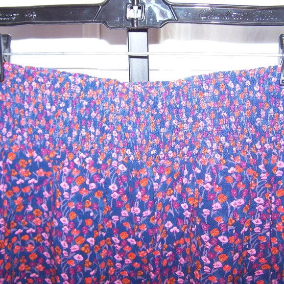 Mossimo Smocked Waist Floral Skirt Sz XXL (Juniors) - Picture 2 of 4